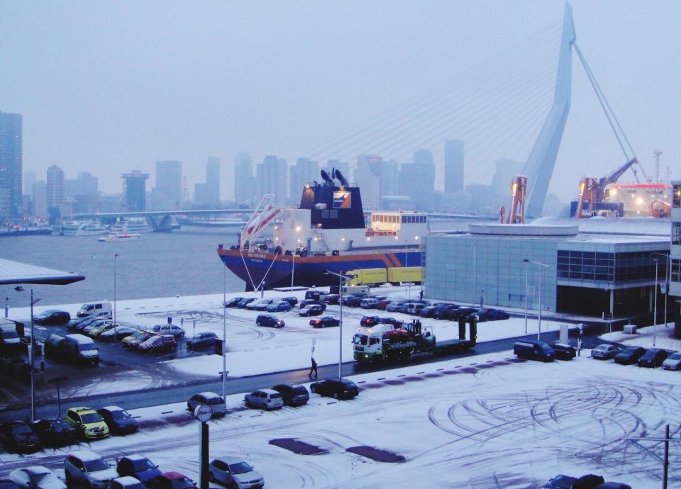 cross border shipping winter