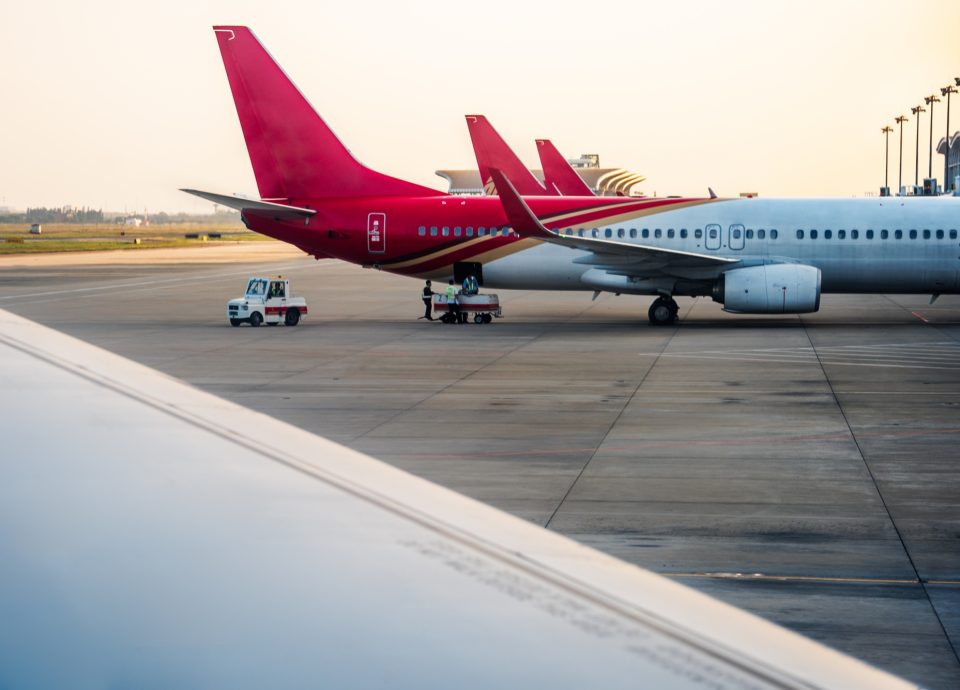 air charter vs freight