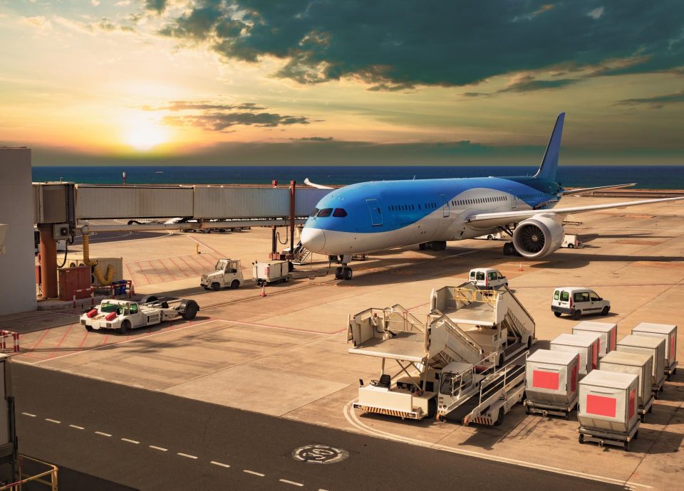 air freight vs ground expedite Canada