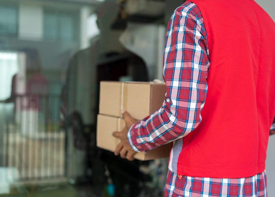 hand carry shipping service Canada hand carry shipping service Canada